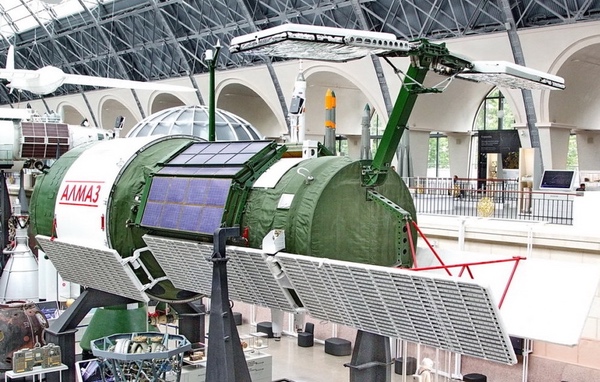 Soviet reconnaissance satellite